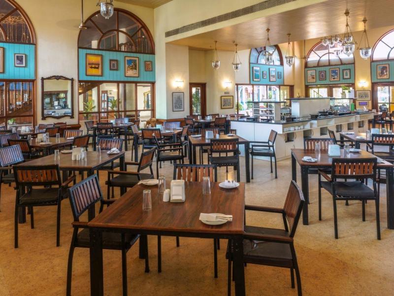 Acron Candolim Regina