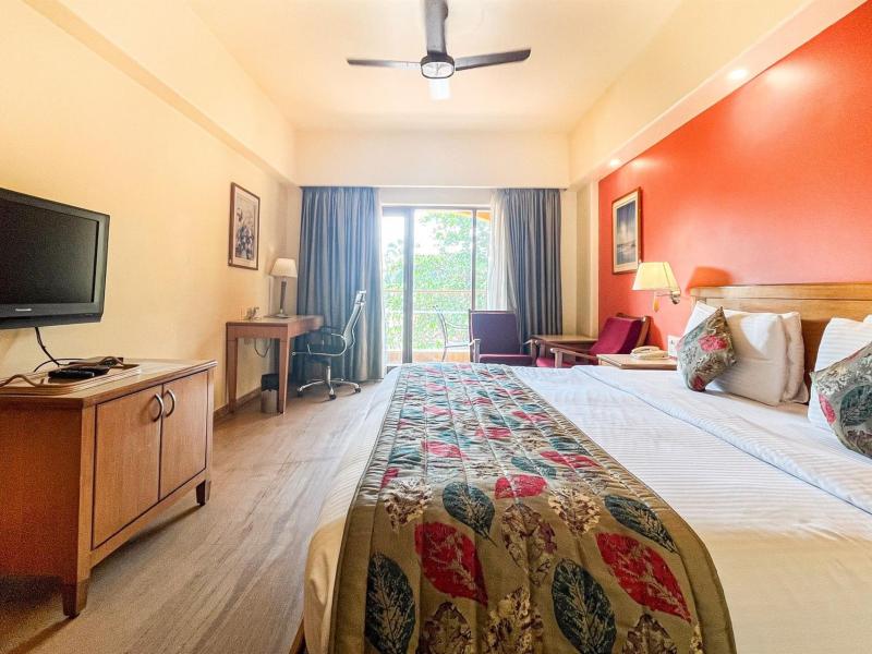 Acron Candolim Regina