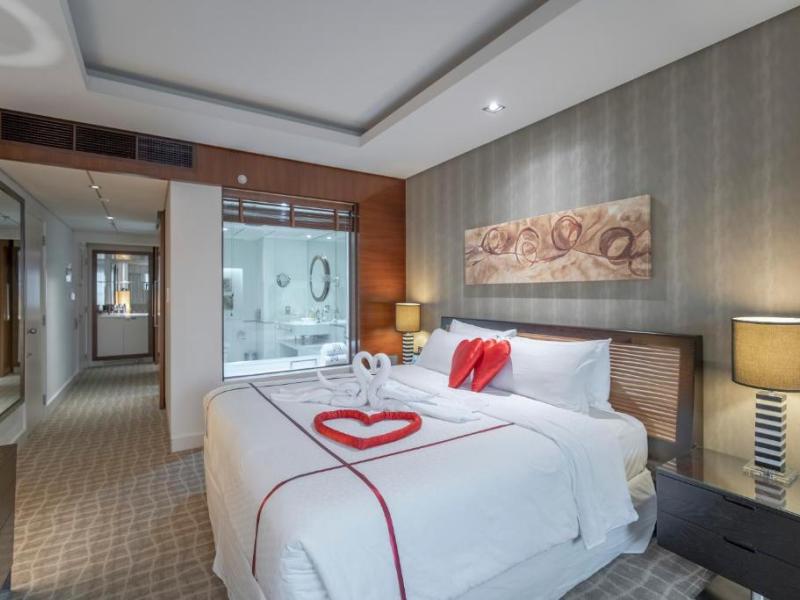 Majestic Premier Hotel