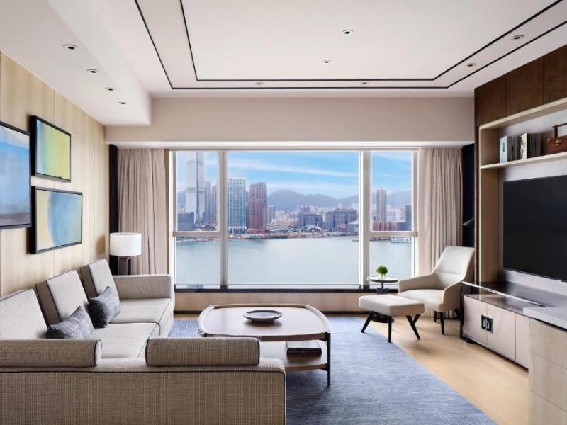 Four Seasons Hong Kong Hotel