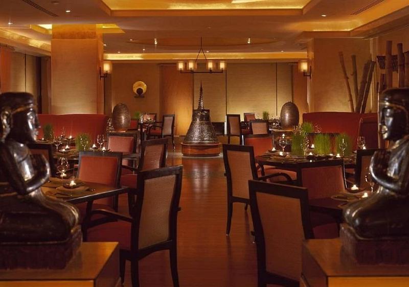 Four Seasons Hotel Cairo at The First Residence