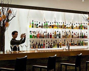 Four Seasons Marunouchi