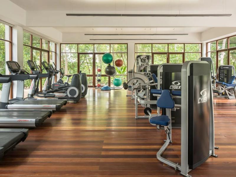 Four Seasons Resort Maldives at Landaa Giraavaru