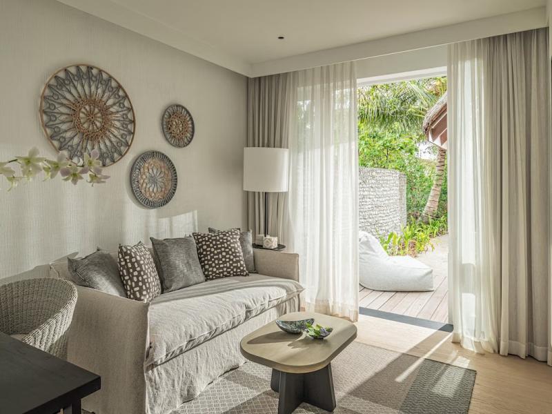 Four Seasons Resort Maldives at Landaa Giraavaru