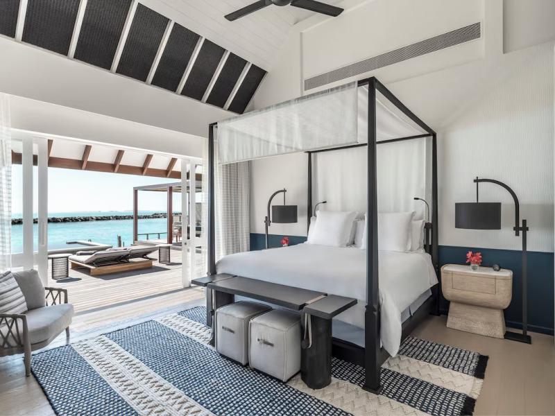 Four Seasons Resort Maldives at Landaa Giraavaru