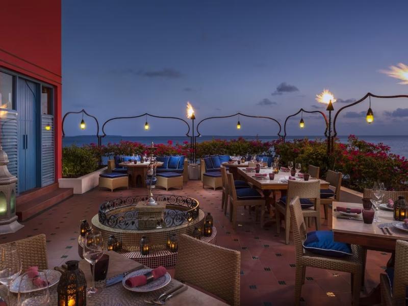 Four Seasons Resort Maldives at Landaa Giraavaru