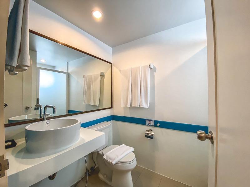 Days Inn Patong Beach