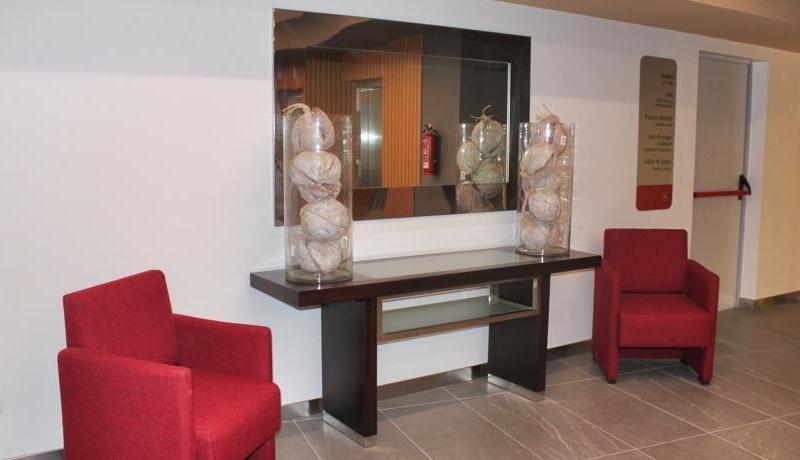 Four Views Monumental