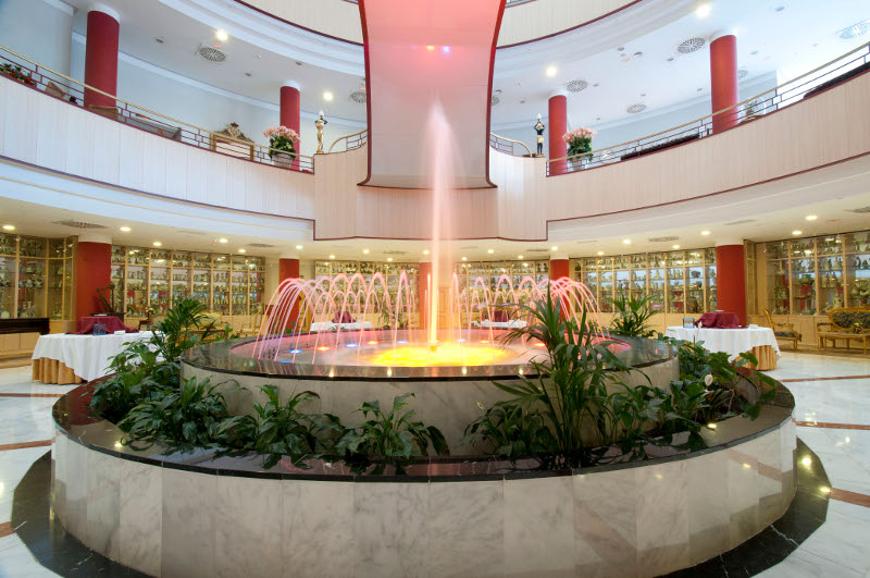 Foxa Tres Cantos Suites & Resort