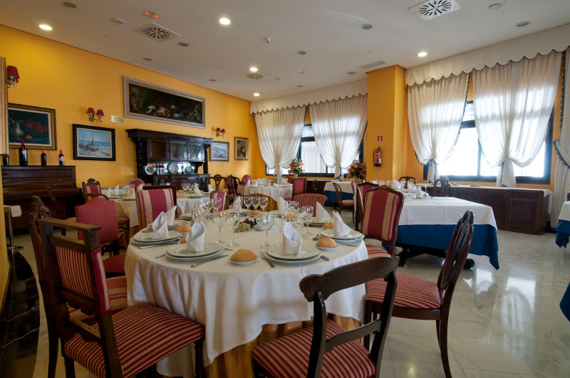 Foxa Tres Cantos Suites & Resort