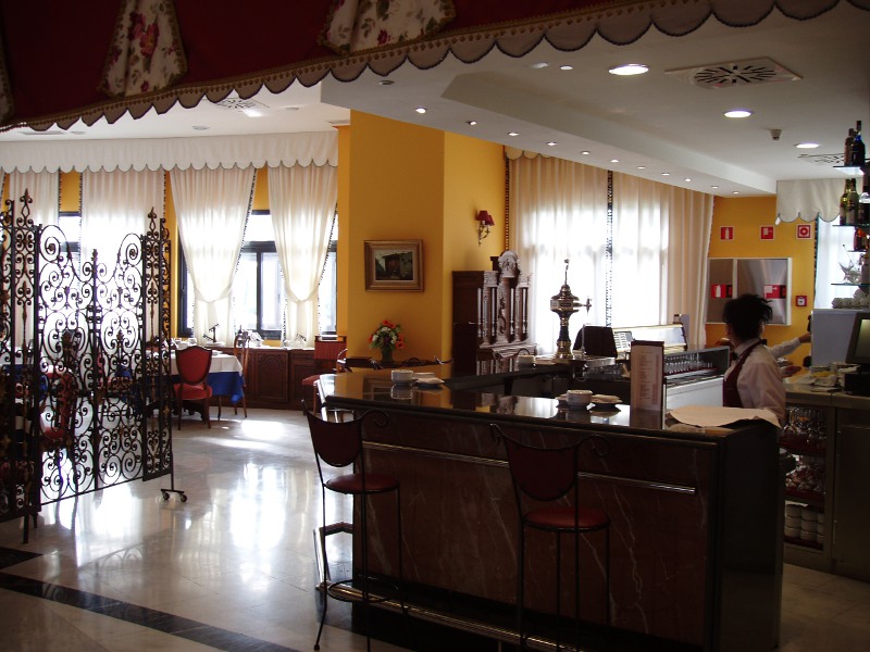 Foxa Tres Cantos Suites & Resort