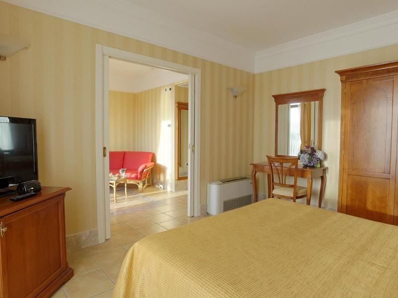 Dioscuri Bay Palace