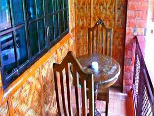 Alona Tropical Beach Resort