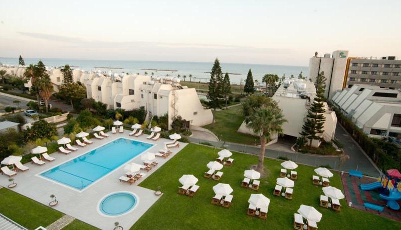 Frixos Suites Hotel Apartments