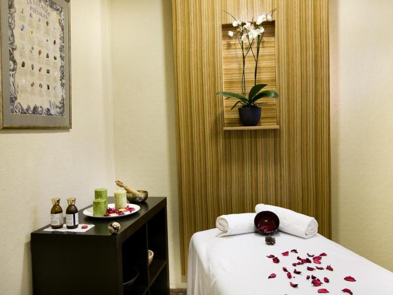 Monarque Fuengirola Park