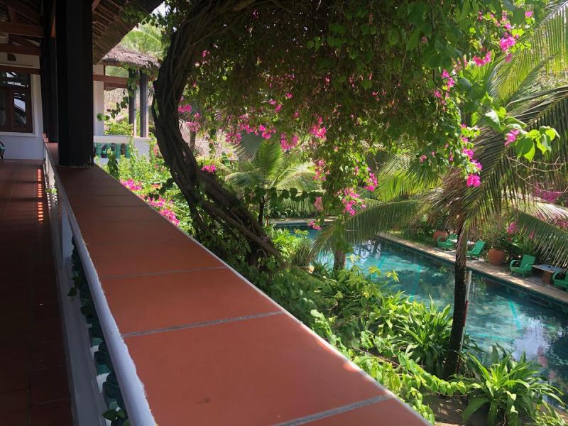 Full Moon Beach Resort