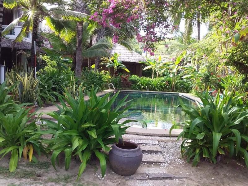 Full Moon Beach Resort