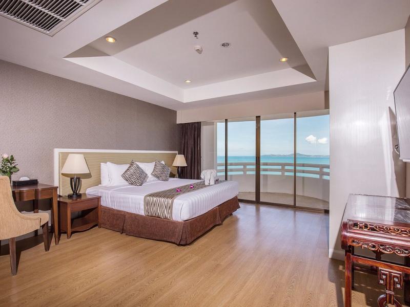 D Varee Jomtien Beach