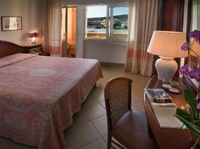 Gabbiano Azzurro Hotel & Suits