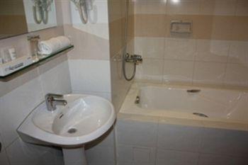 Отель Alpa City Suites Филиппины, о Себу, фото 19