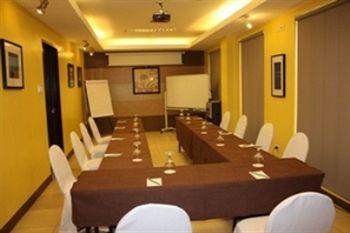 Отель Alpa City Suites Филиппины, о Себу, фото 20