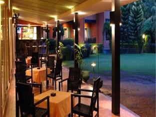 Miridiya Lake Resort