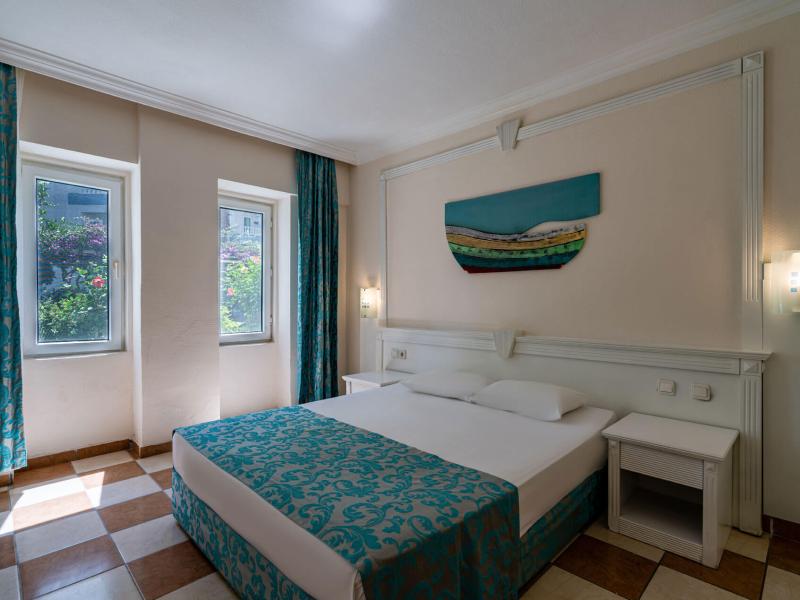 The Garden Beach Hotel