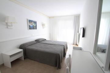 Отель Hotel Garbi Park Испания, Коста Брава, фото 13