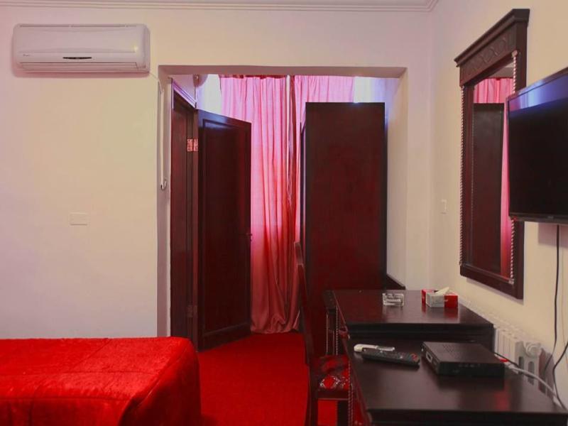 Gardens Hotel