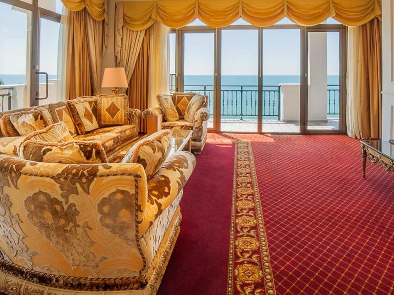 Georgia Palace Hotel & Spa