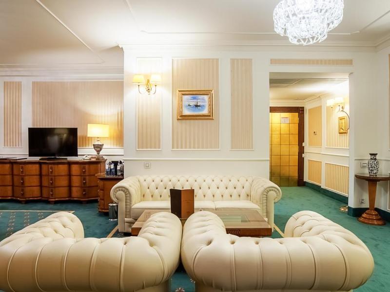 Georgia Palace Hotel & Spa