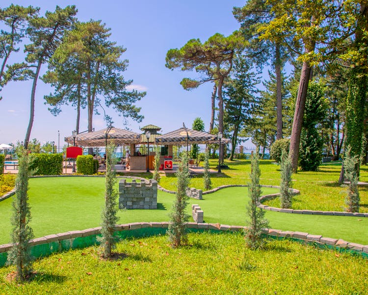 Georgia Palace Hotel & Spa