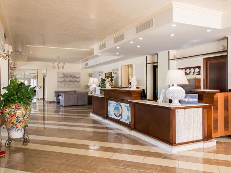 Diamond Hotel & Resort Naxos