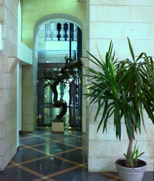 Gloria Palace