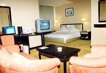 Отель Mercure Dalian City Center Китай, Далянь, фото 14