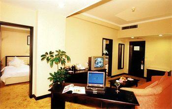 Отель Mercure Dalian City Center Китай, Далянь, фото 20