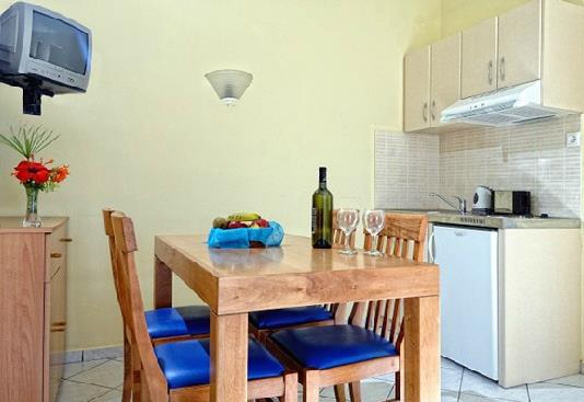 Golden Bay Hotel – Bungalows