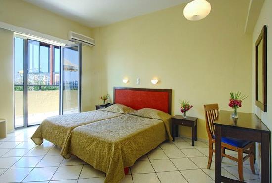 Golden Bay Hotel – Bungalows