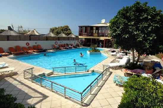 Golden Bay Hotel – Bungalows