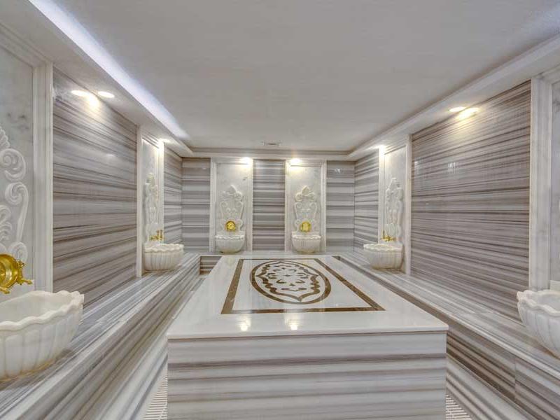 Golden Beach Resort & Spa