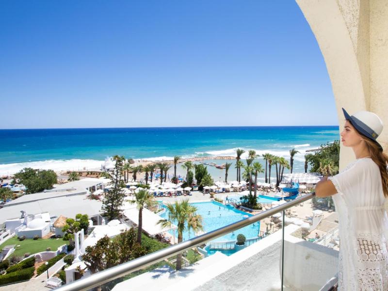 Golden Coast Beach Hotel