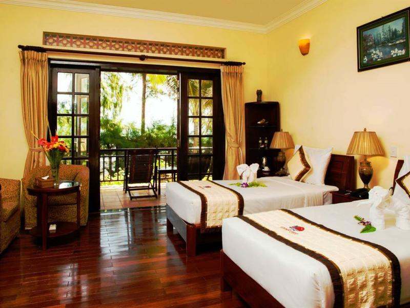 Golden Coast Resort & Spa