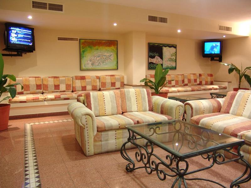 Golden Crown Paradise