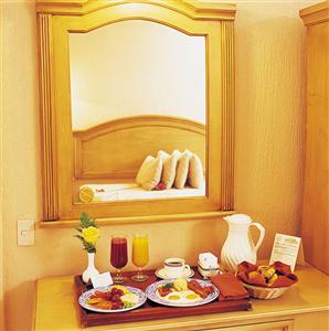 Golden Crown Paradise