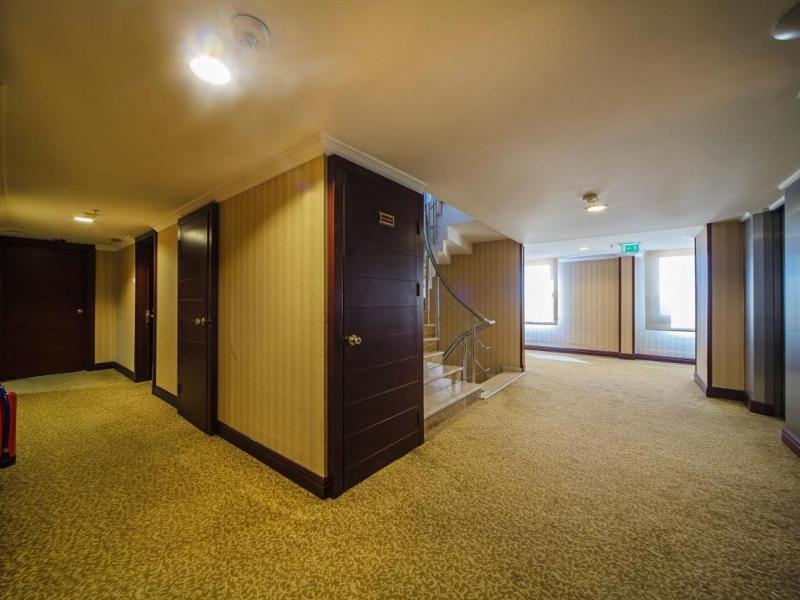 Nova Plaza Orion Hotel