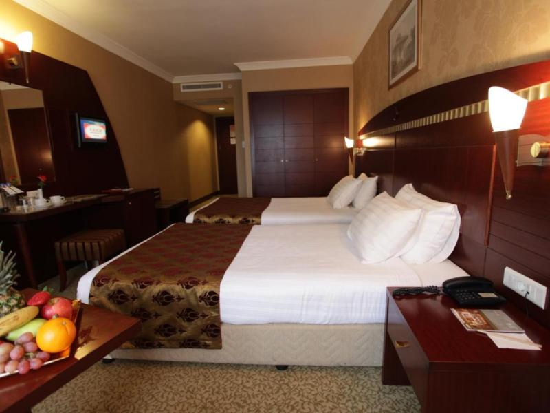 Nova Plaza Orion Hotel