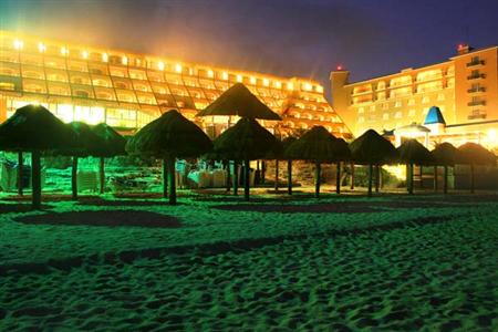 Golden Parnassus Resort & Spa