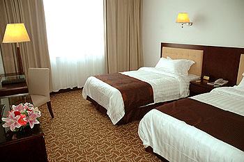 Отель Golden Phoenix Hotel Beijing Китай, Пекин, фото 6