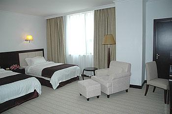 Отель Golden Phoenix Hotel Beijing Китай, Пекин, фото 8