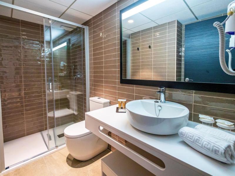 Golden Port Salou & Spa